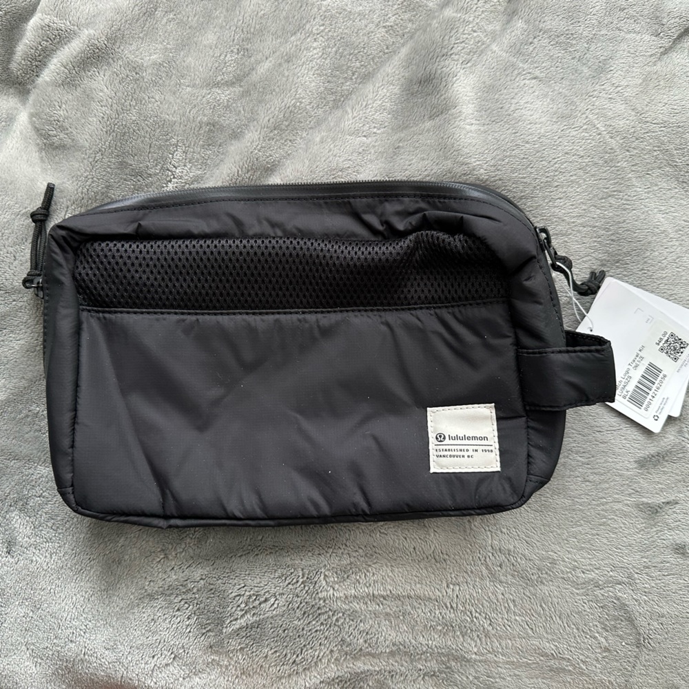Lululemon Toiletry Bag